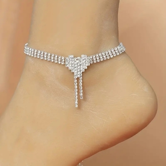 New Heart Rhinestone Anklet - Picture 3 of 3